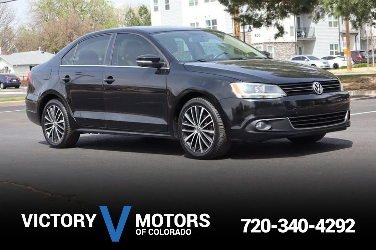 Used 2012 Volkswagen Jetta SEL FWD image 1