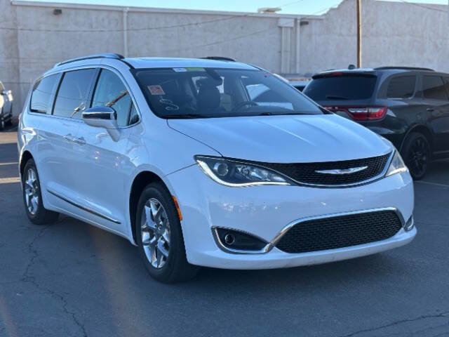 Used 2018 Chrysler Pacifica Limited