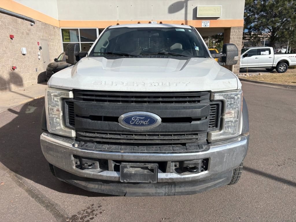 Used 2017 Ford F550 XL image 2