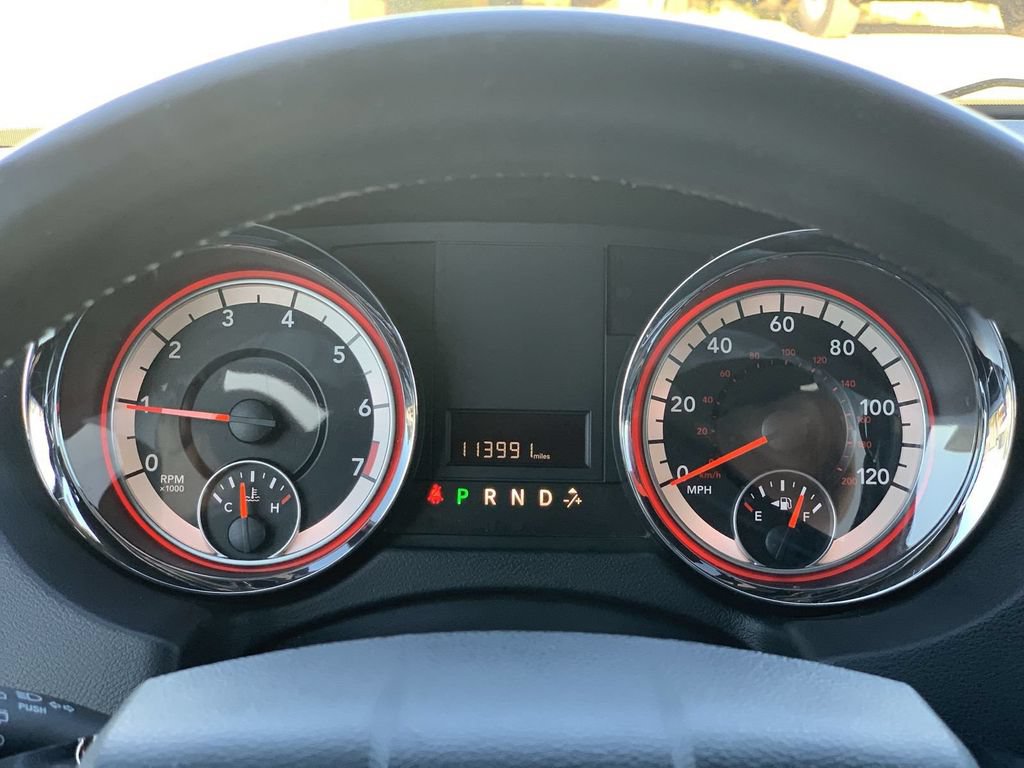 Used 2018 Dodge Grand Caravan SE FWD image 8