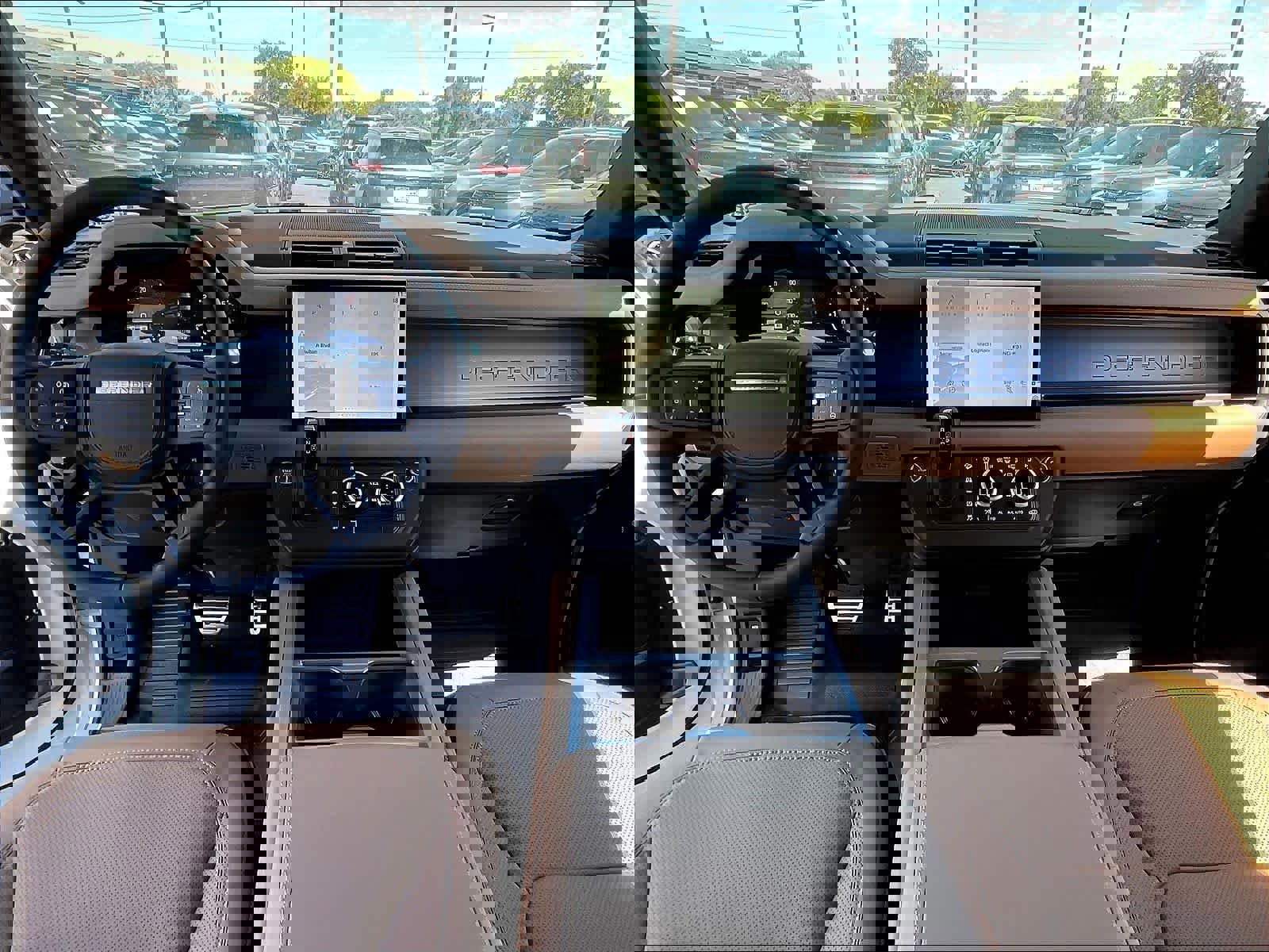 New 2025 Land Rover Defender 90 V8 image 7