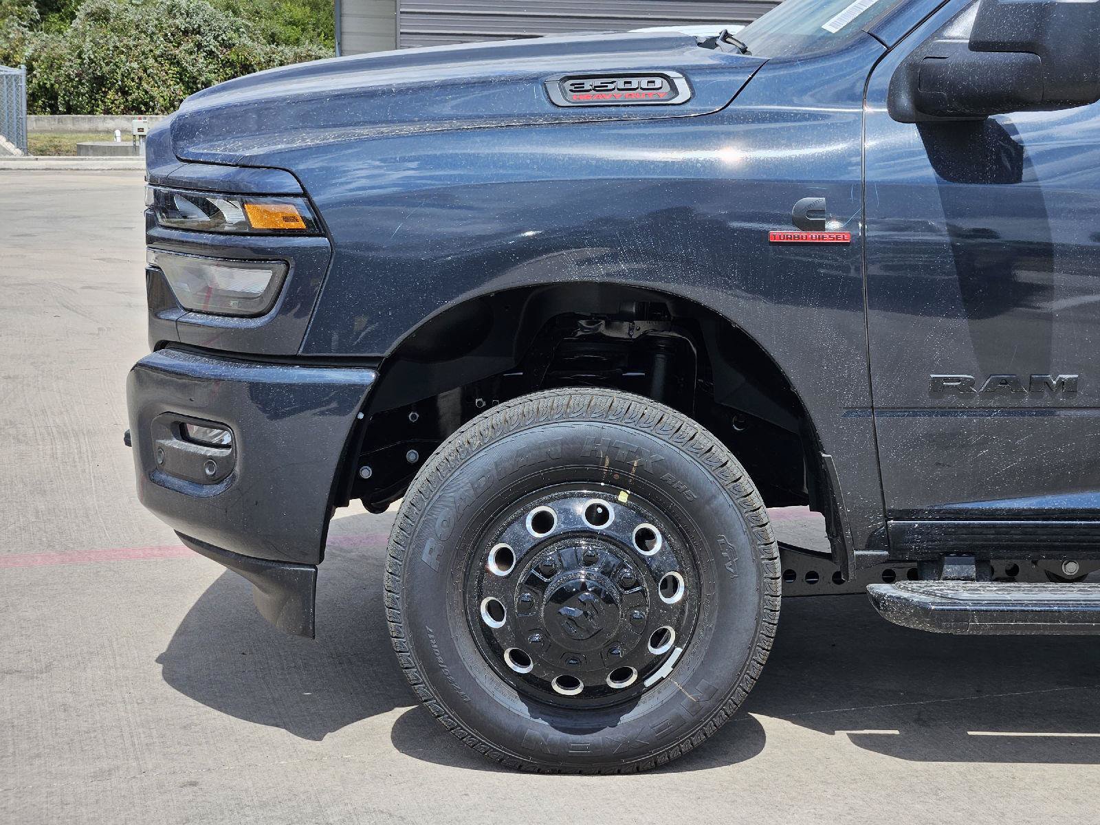 New 2027 RAM 3500 Lone Star AWD/4WD image 7