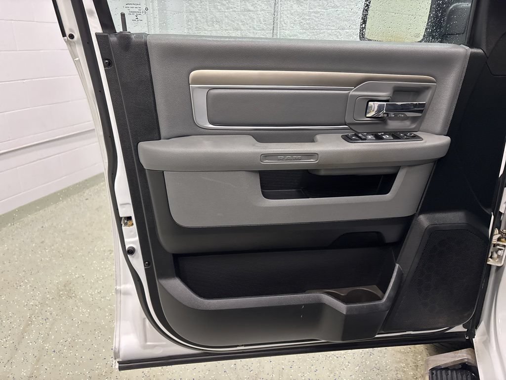 Used 2017 RAM 1500 Big Horn AWD/4WD image 15