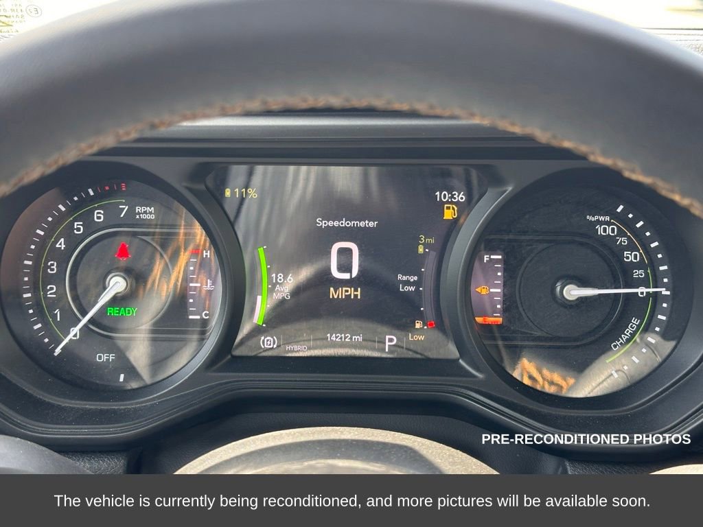 Used 2024 Jeep Wrangler Unlimited w/ LED Headlamp & Fog Lamp Group image 16