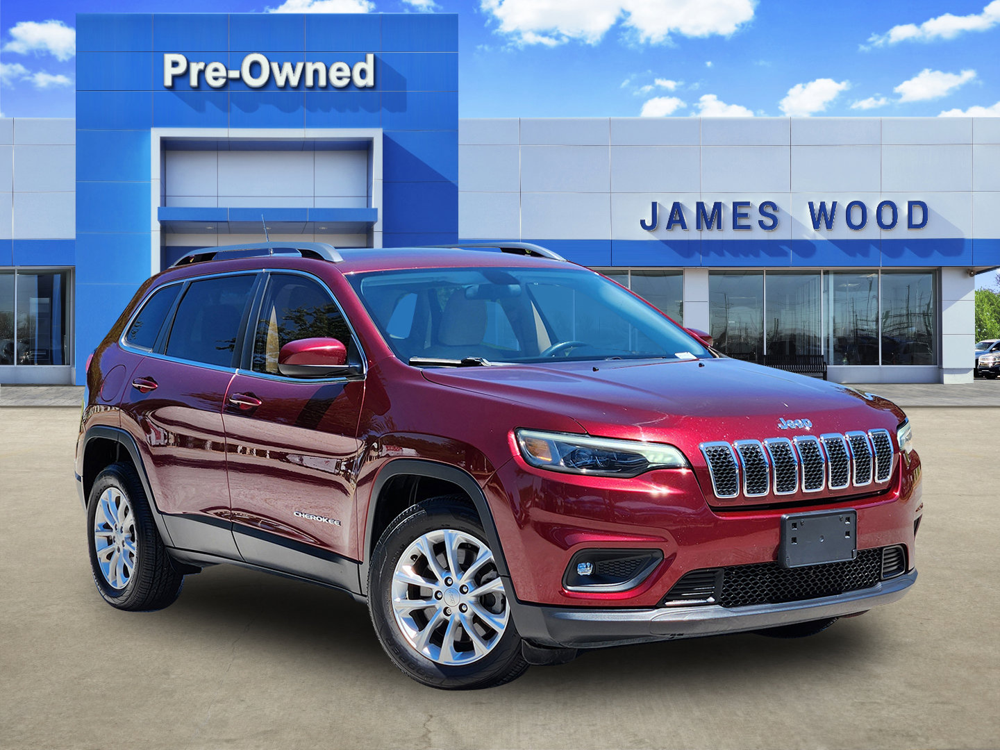 Used 2019 Jeep Cherokee Latitude w/ Popular Appearance Group