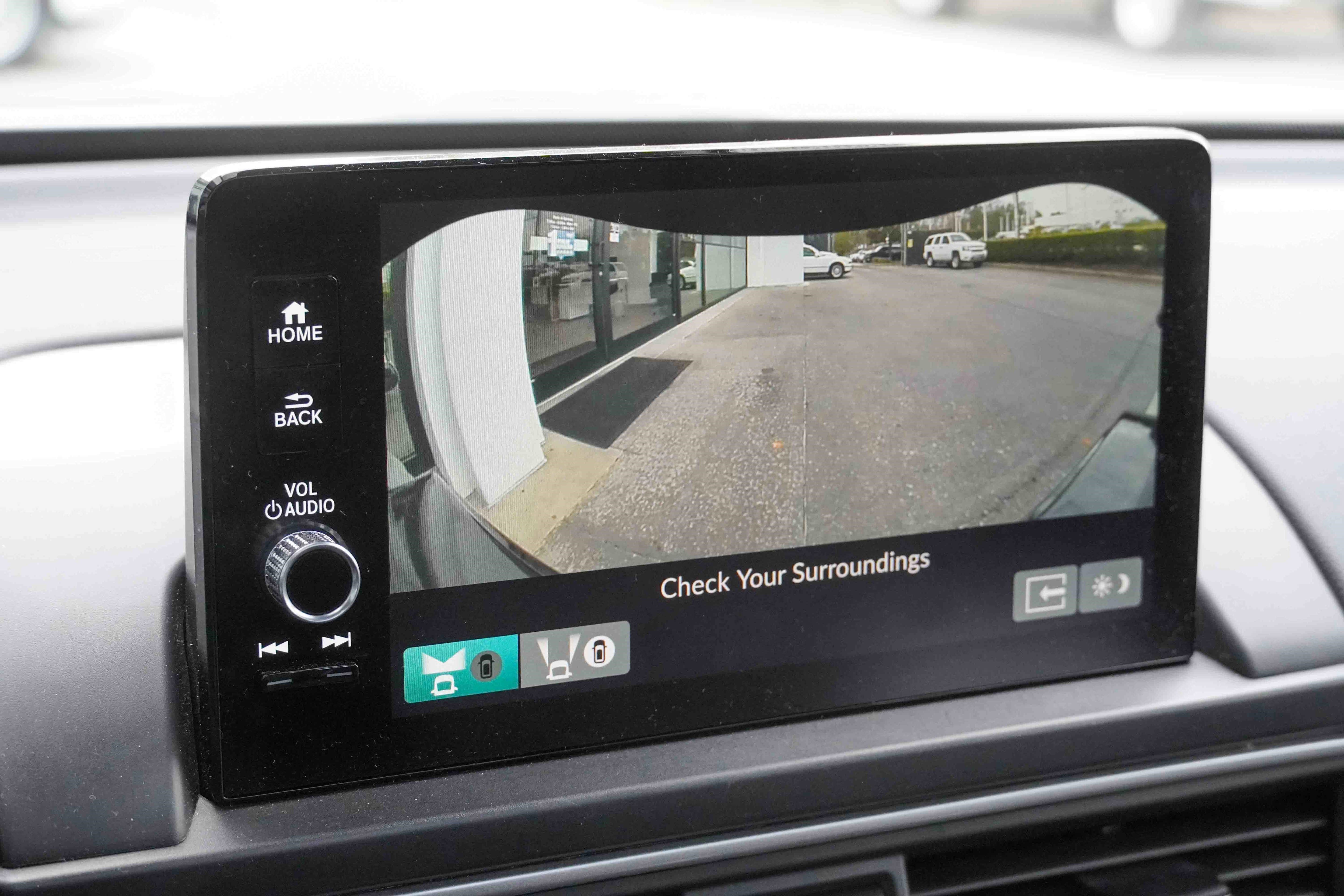 Used 2025 Honda Pilot Black Edition image 28