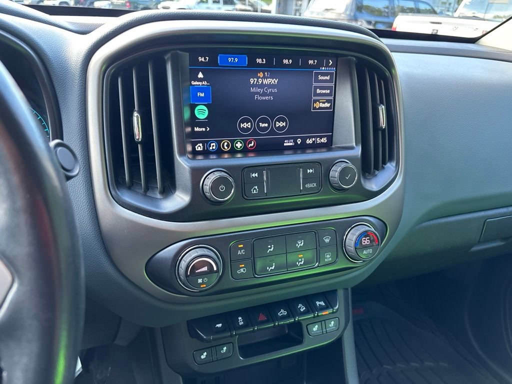 Used 2022 Chevrolet Colorado Z71 AWD/4WD image 28
