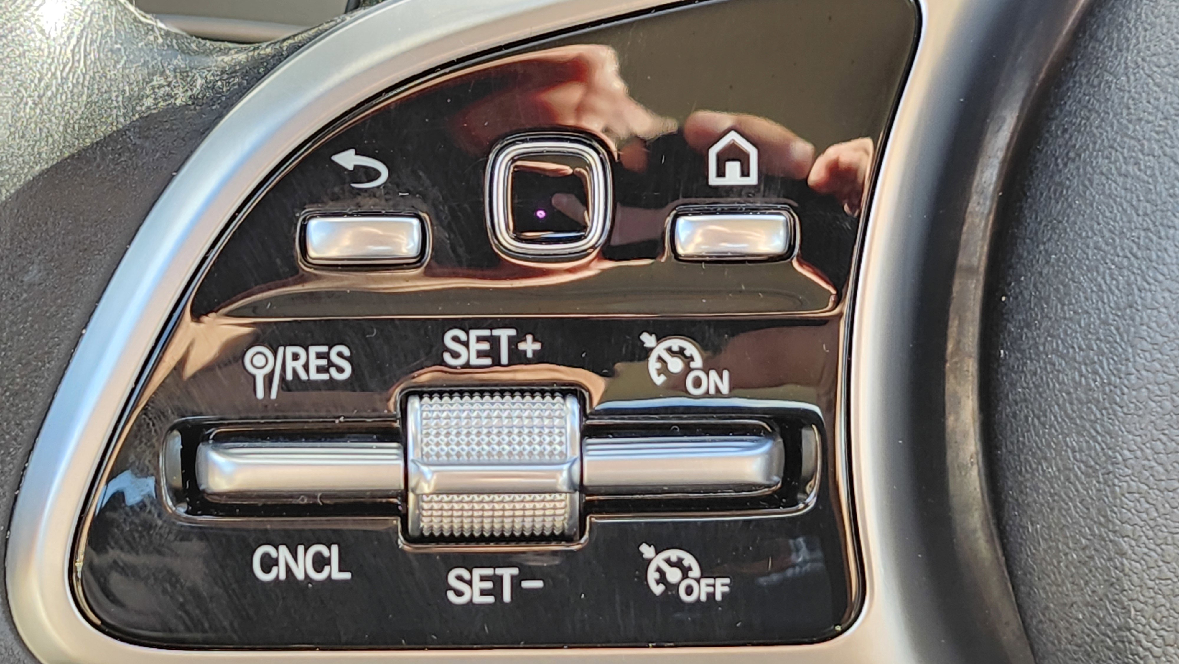 Used 2019 Mercedes-Benz C 300 4MATIC Sedan image 37