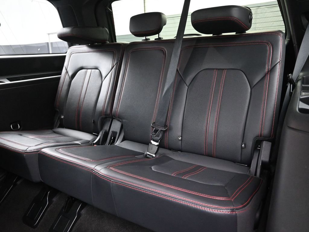 Certified 2023 Ford Expedition Limited image 20