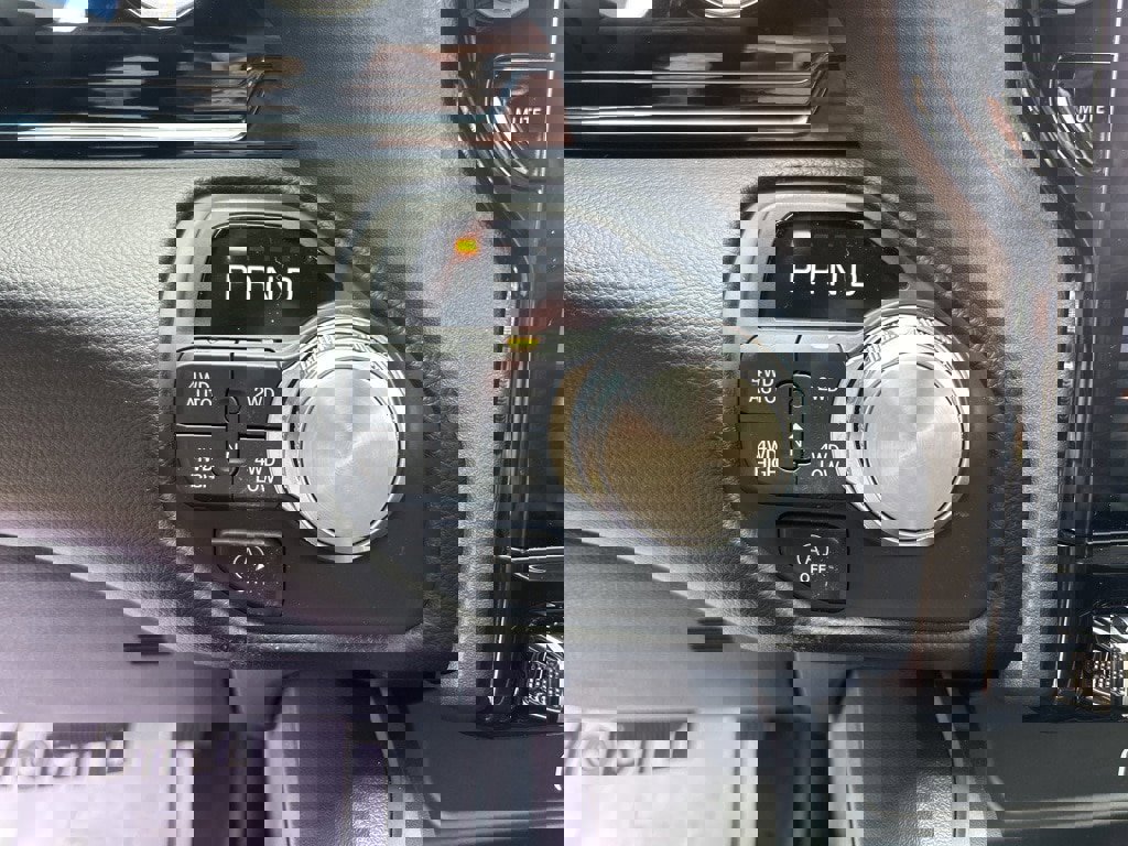 New 2025 RAM 1500 Laramie image 25