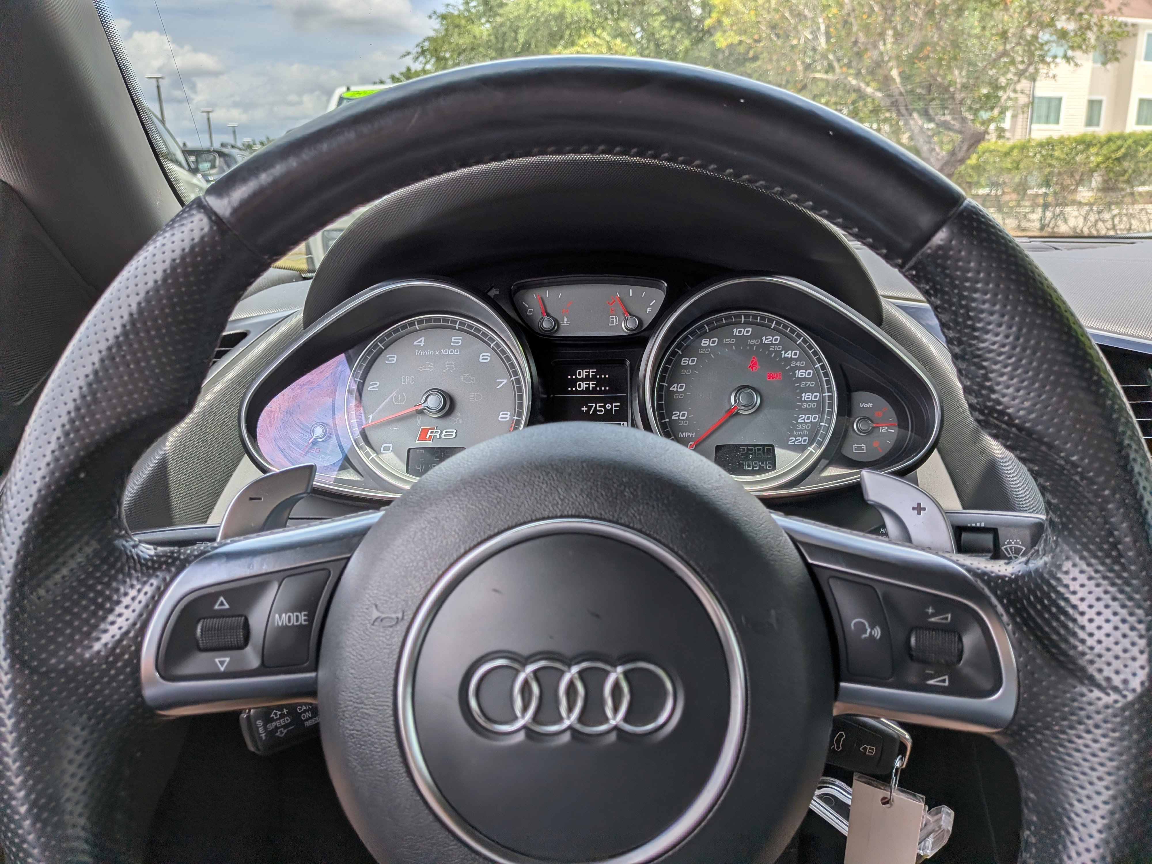 Used 2015 Audi R8 V8 AWD/4WD image 24