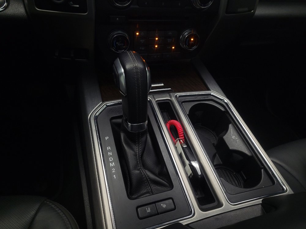 Used 2015 Ford F150 Platinum w/ Equipment Group 701A Luxury image 26