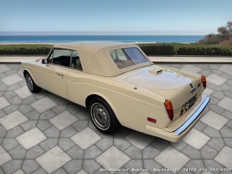 Used 1990 Rolls-Royce Corniche III image 23
