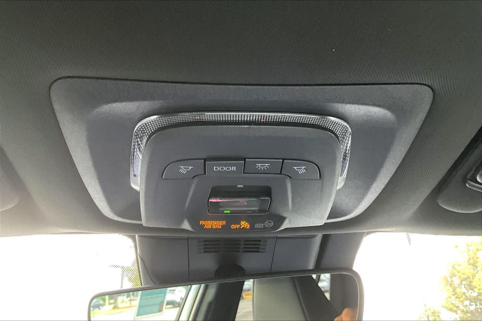New 2026 Toyota C-HR AWD/4WD image 18