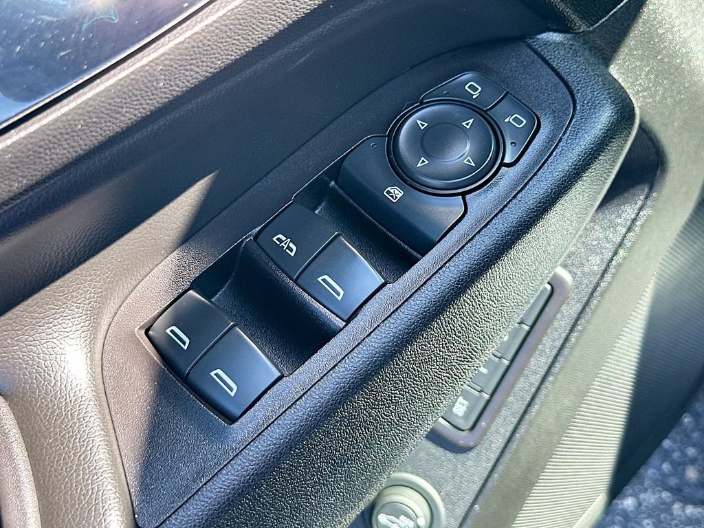 Certified 2020 Chevrolet Equinox Premier w/ Premier Redline Edition FWD image 17