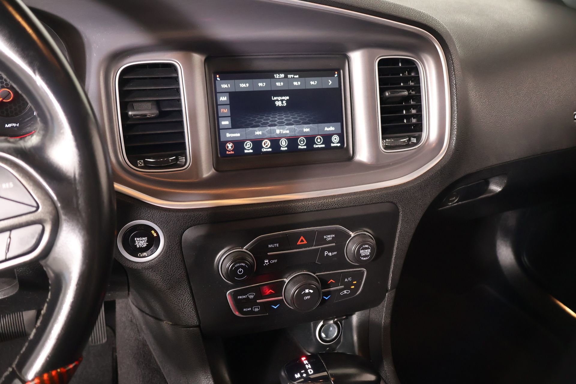 Used 2022 Dodge Charger SXT RWD image 5