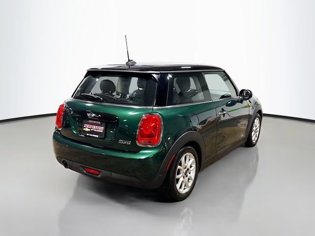 Used 2018 MINI Cooper 2-Door Hardtop FWD image 6