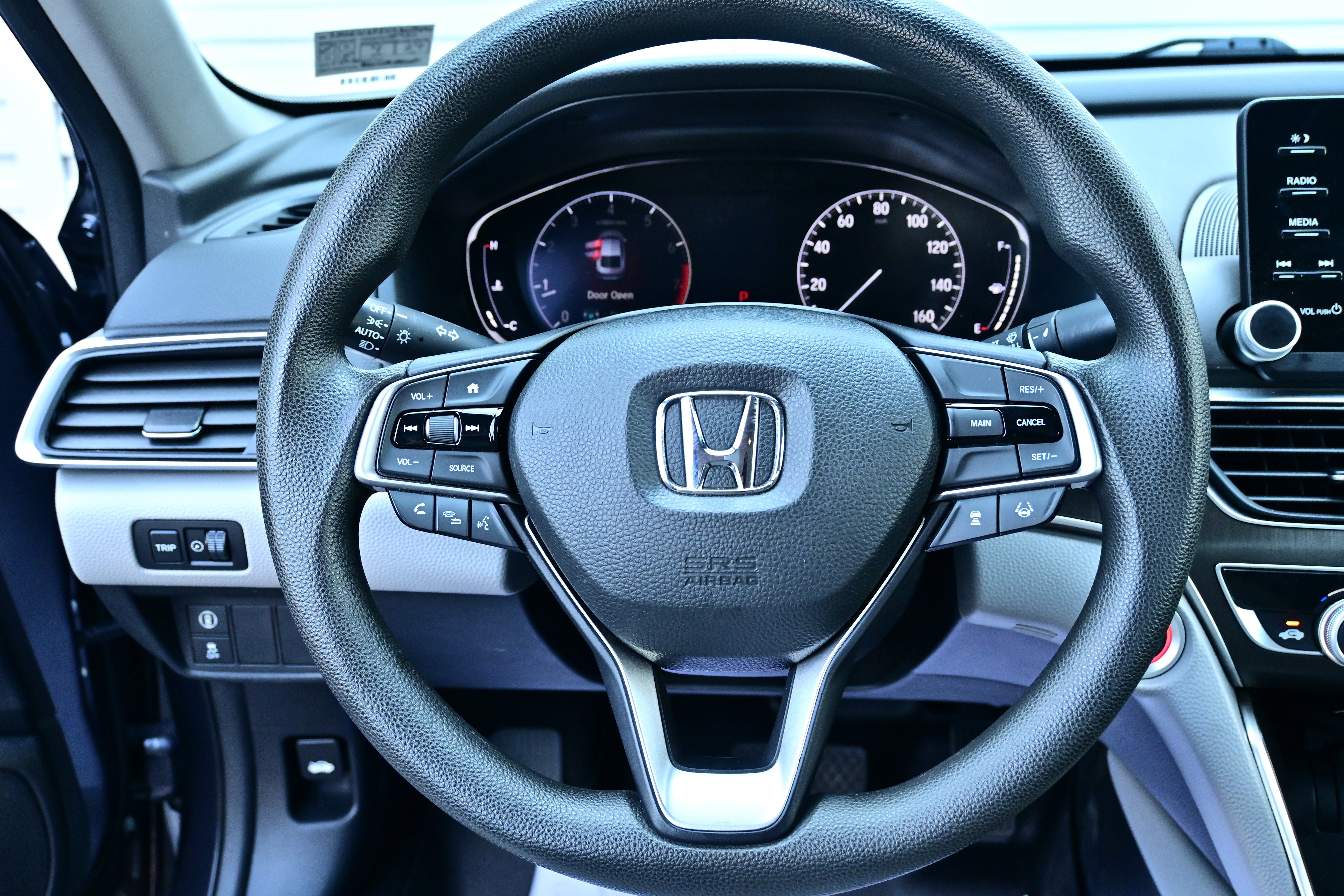 Used 2018 Honda Accord LX image 13