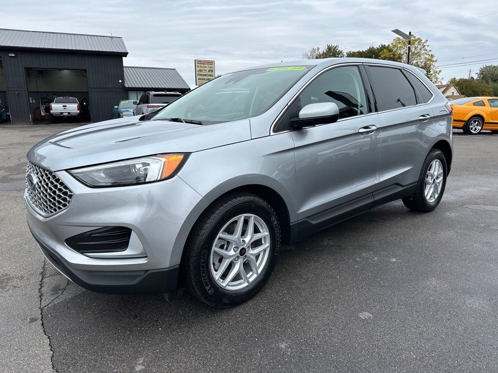 Used 2024 Ford Edge SEL