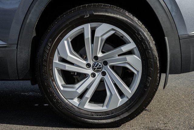 Used 2021 Volkswagen Atlas Cross Sport SEL image 20