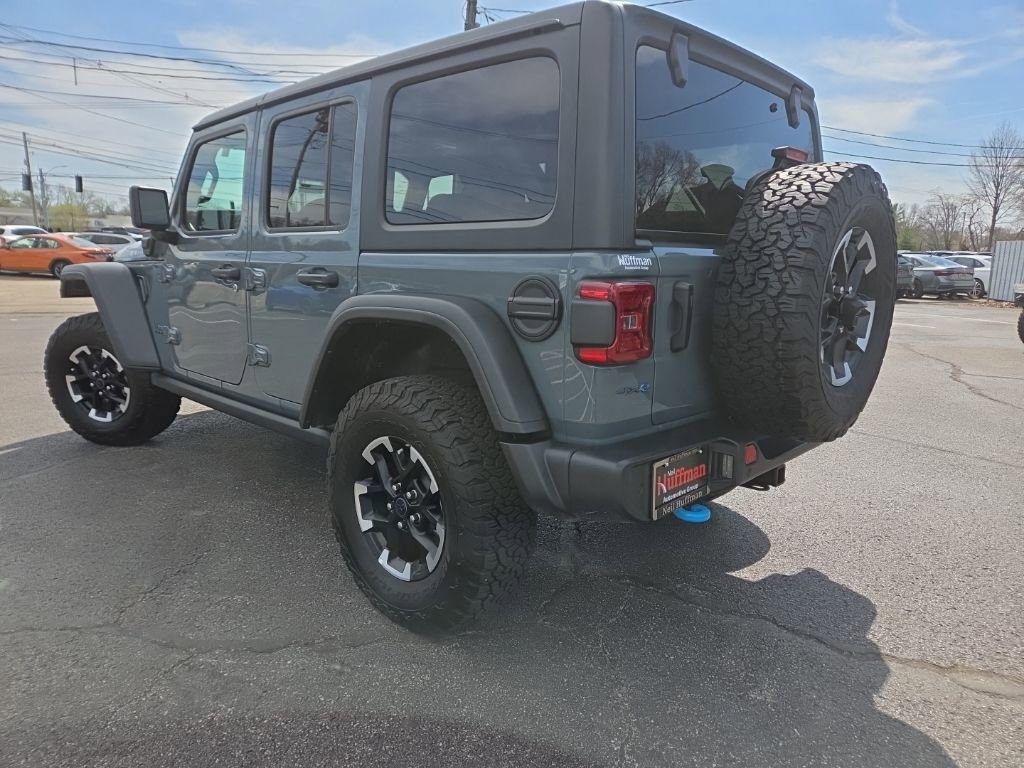 Used 2025 Jeep Wrangler Unlimited Rubicon 4xe image 4