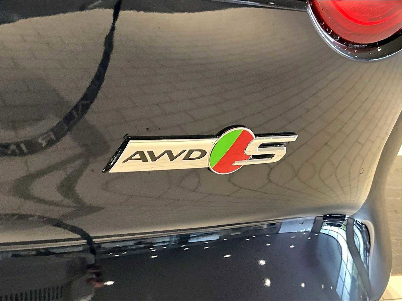 Used 2016 Jaguar F-TYPE S image 34