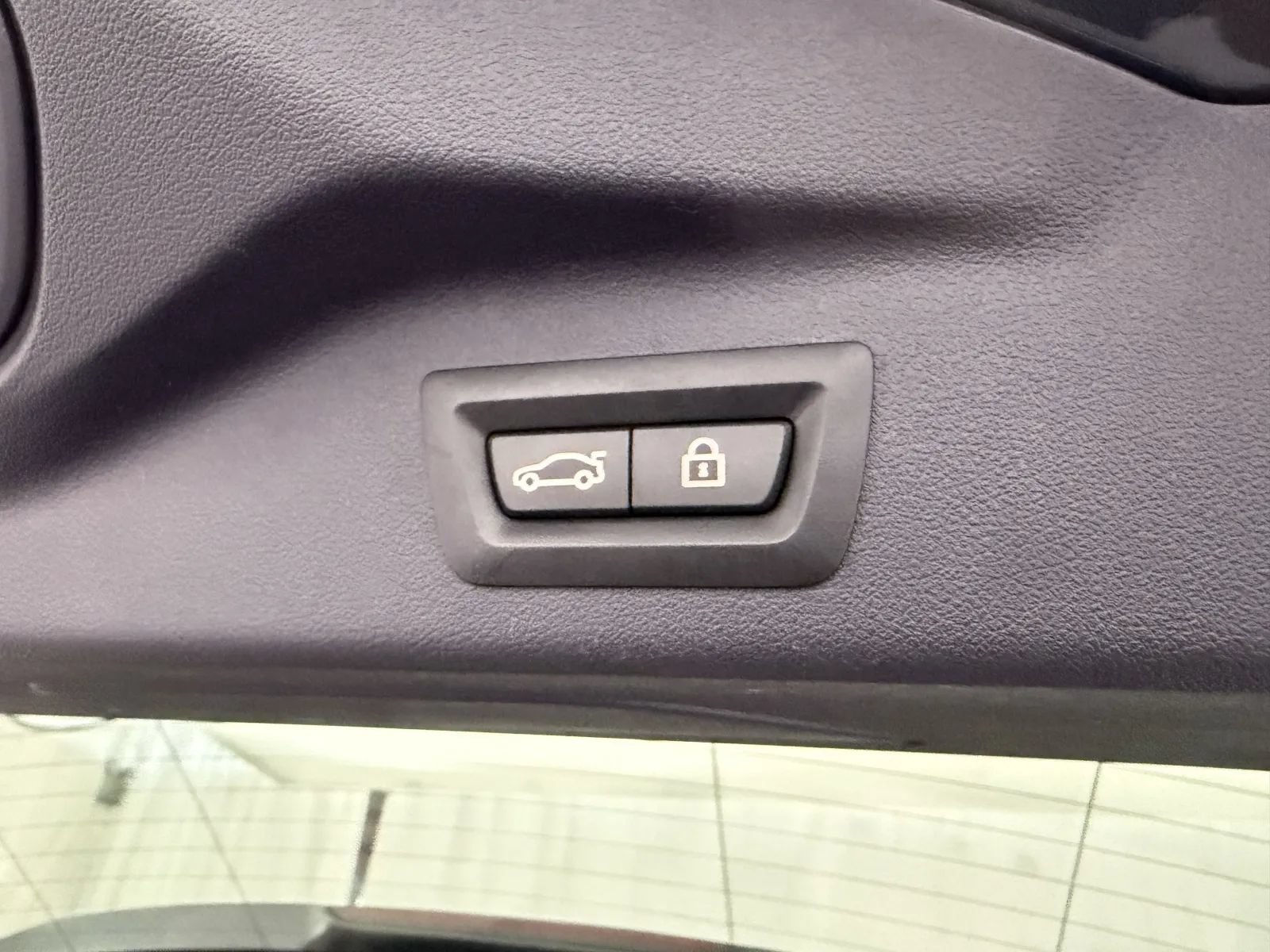 Used 2020 BMW X7 M50i w/ Executive Package AWD/4WD image 56