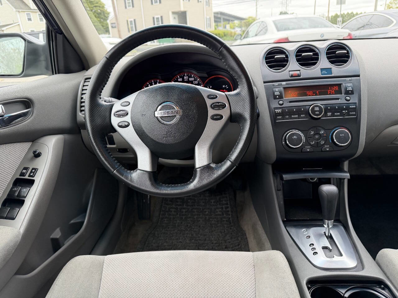 Used 2009 Nissan Altima 2.5 S w/ Convenience Pkg FWD image 18
