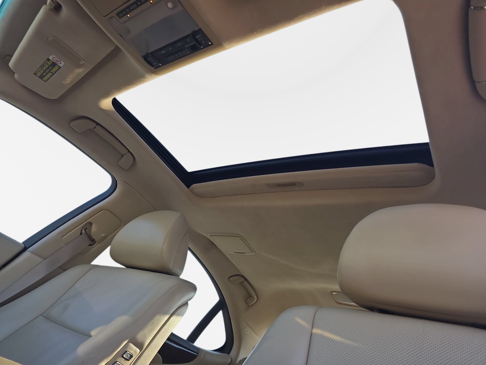 Used 2007 Lexus LS 460 L w/ Luxury Pkg RWD image 29