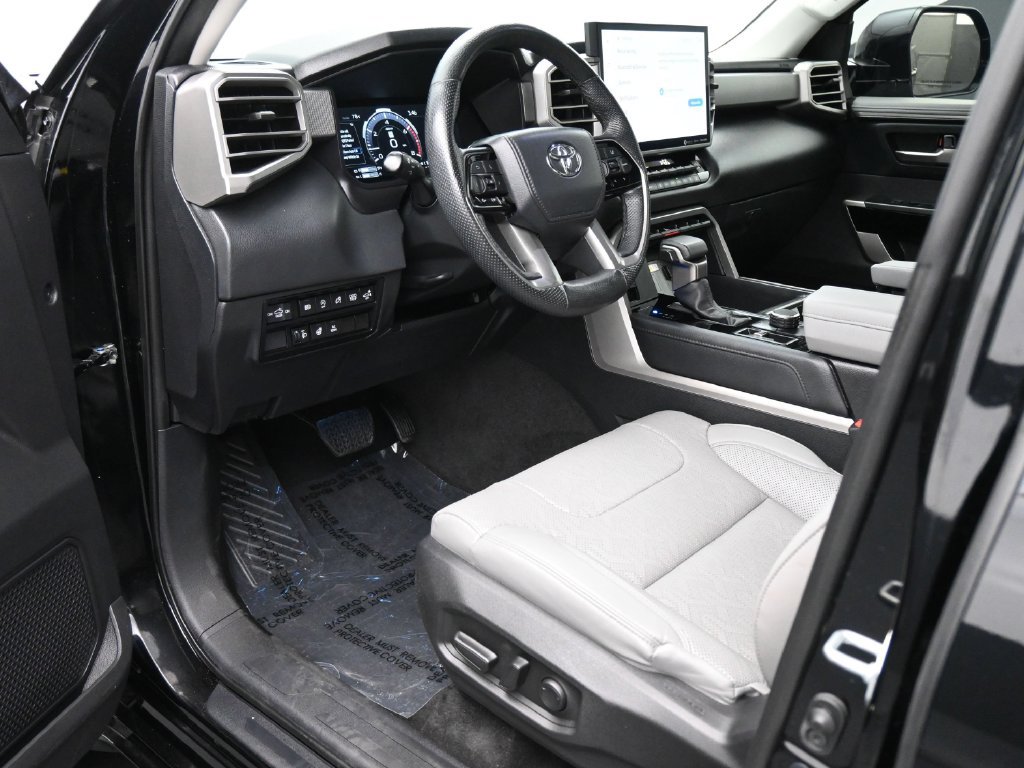 Used 2024 Toyota Tundra Limited w/ Power Package AWD/4WD image 2