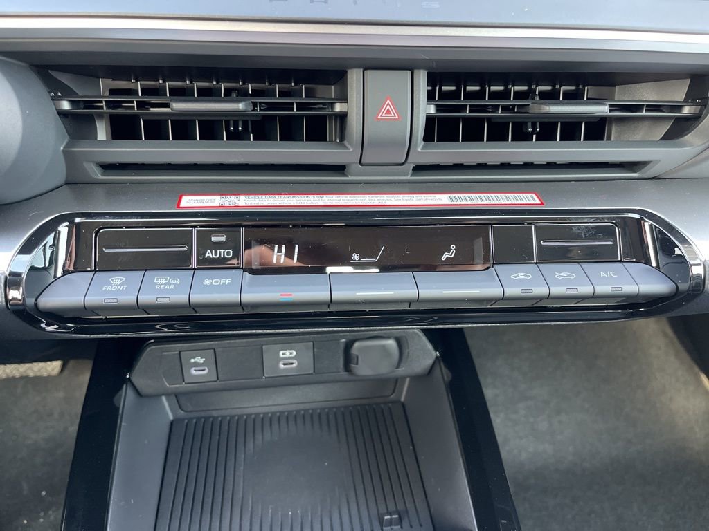 New 2026 Toyota Prius LE image 12