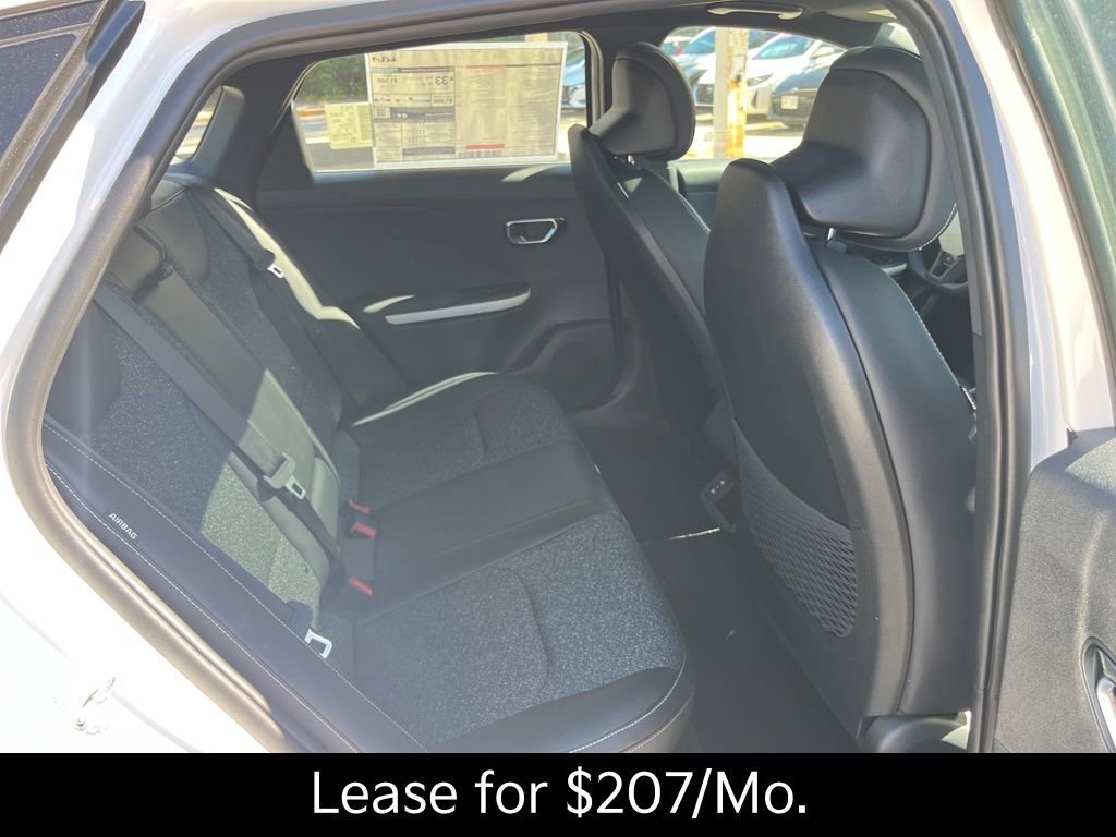 New 2025 Kia K4 GT-Line w/ GT-Line Sunroof Package image 17