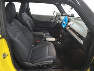 Used 2025 MINI Cooper S FWD image 8