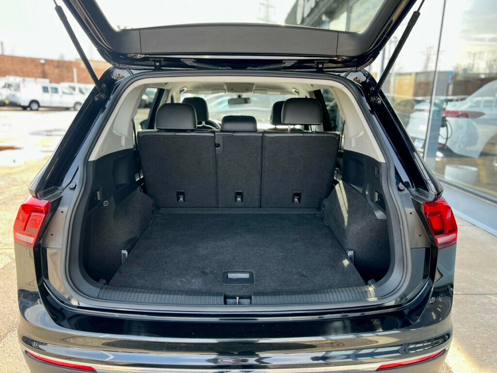 Used 2021 Volkswagen Tiguan SE AWD/4WD image 7