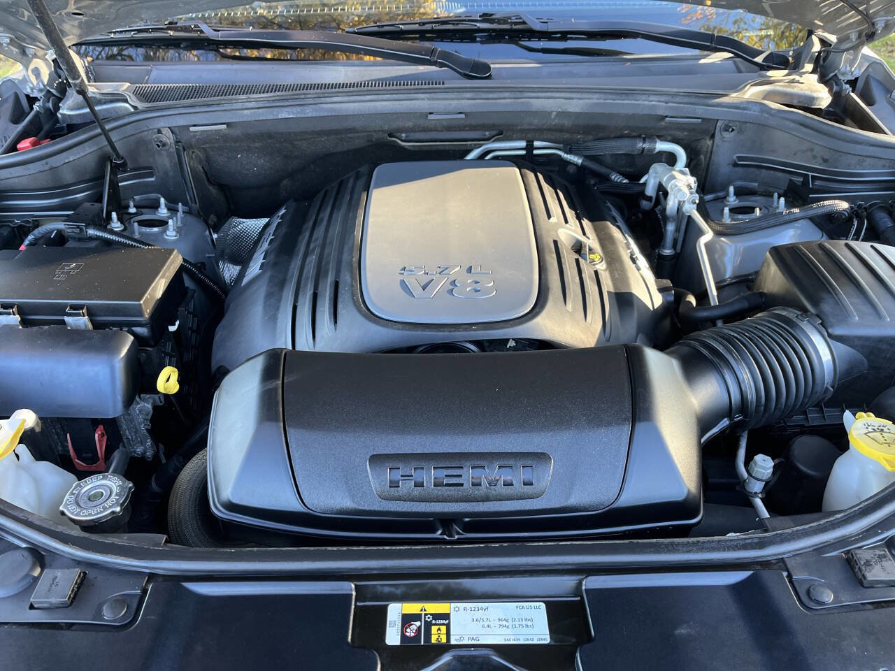 Used 2019 Dodge Durango R/T w/ Technology Group image 10