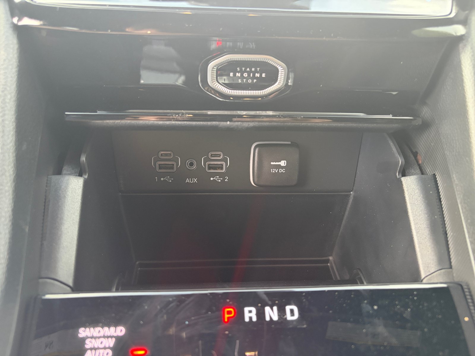 New 2026 Jeep Grand Cherokee Limited w/ Trailer Tow Package AWD/4WD image 28