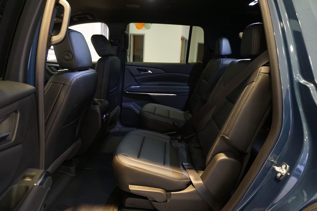 New 2026 Chevrolet Traverse LT w/ Driver Confidence Package image 10