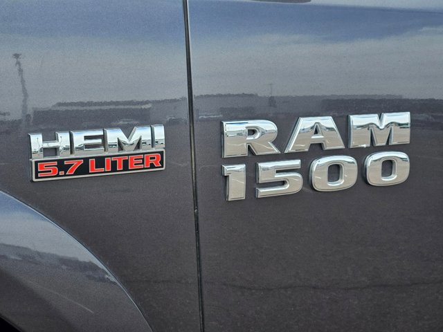 Used 2016 RAM 1500 Laramie w/ Convenience Group AWD/4WD image 29