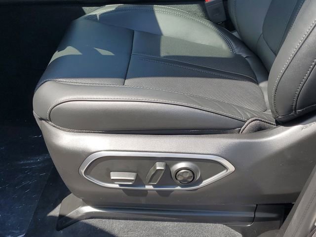 New 2026 Jeep Grand Wagoneer 4WD image 11