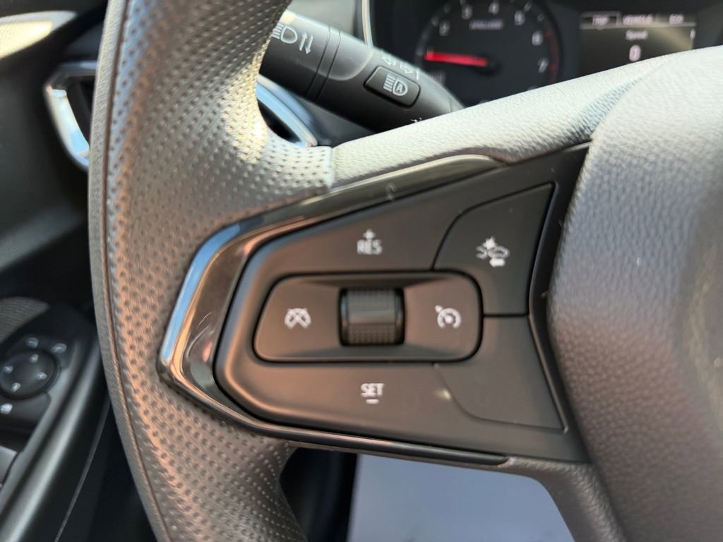 Used 2023 Chevrolet TrailBlazer LT w/ Convenience Package image 17