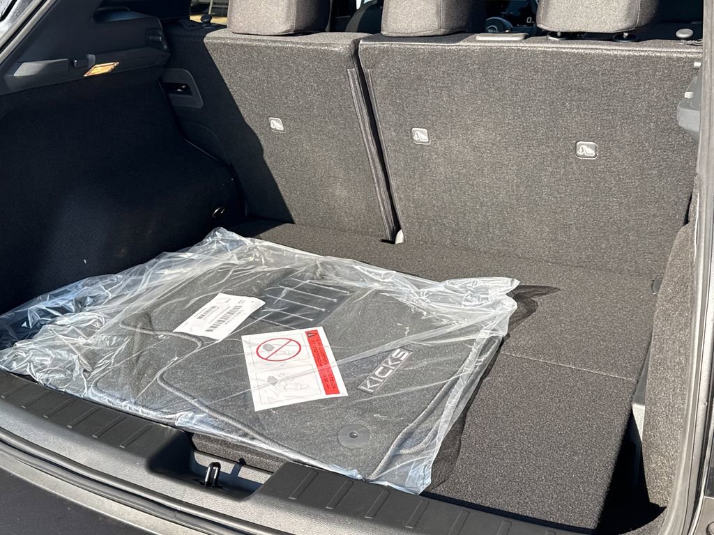 New 2026 Nissan Kicks SV w/ Charging Package image 11