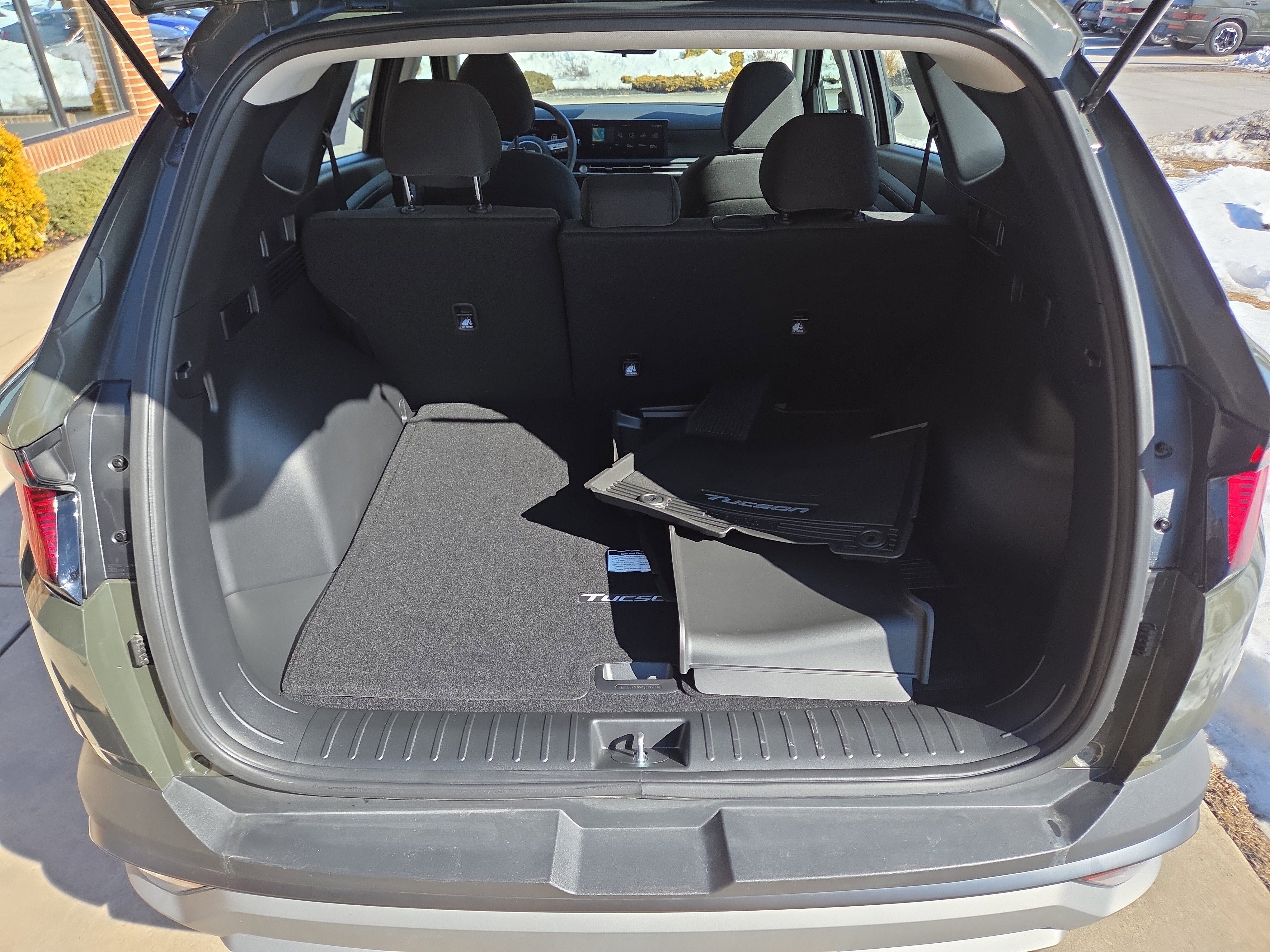 Certified 2025 Hyundai Tucson SE image 5