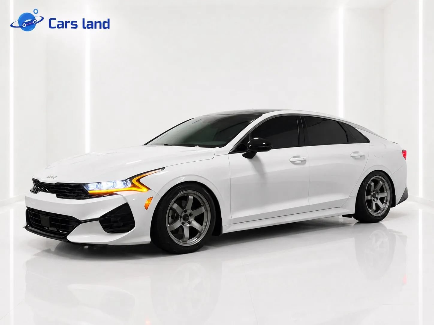 Used 2023 Kia K5 GT-Line AWD/4WD image 5