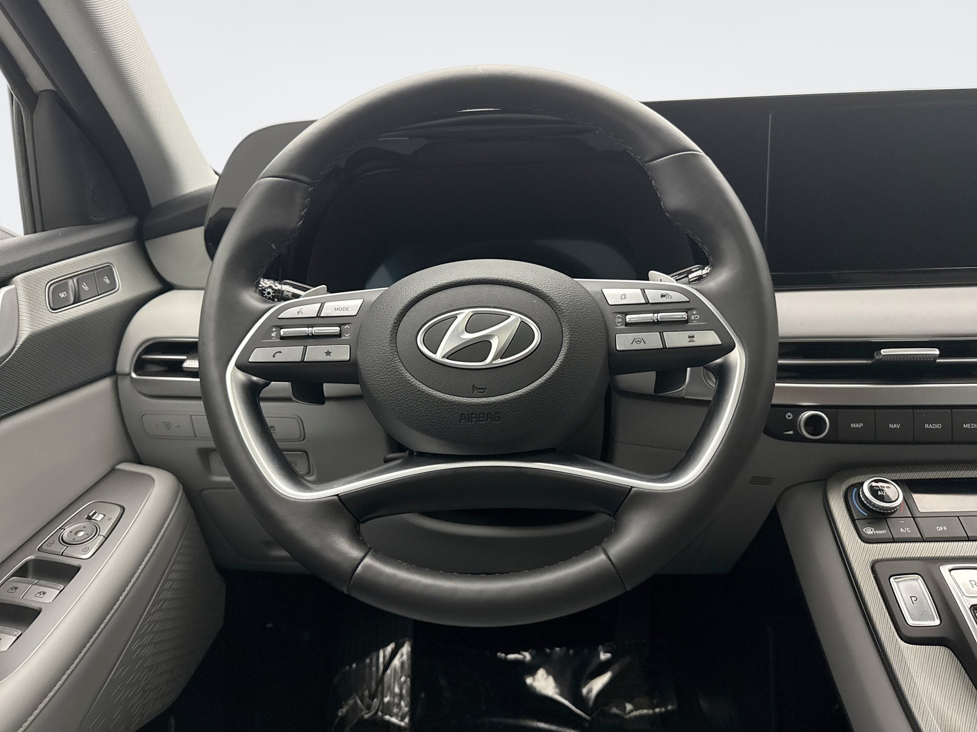 Used 2025 Hyundai Palisade SEL AWD/4WD image 12