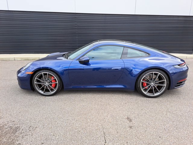 Used 2023 Porsche 911 Carrera S RWD image 2