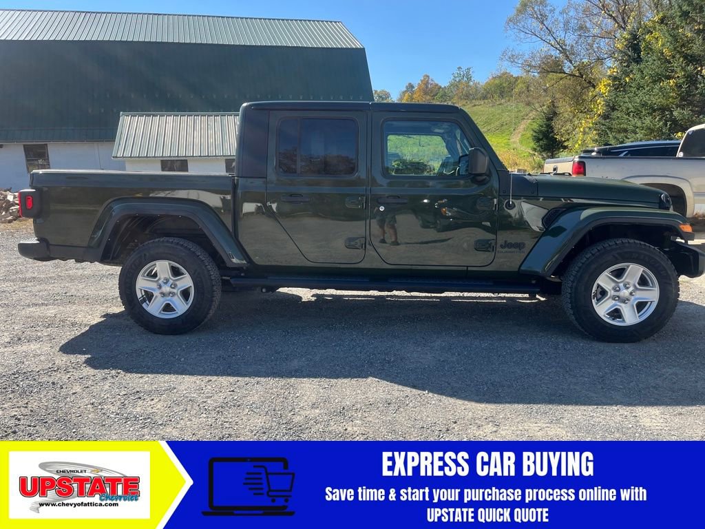 Used 2022 Jeep Gladiator Sport image 4