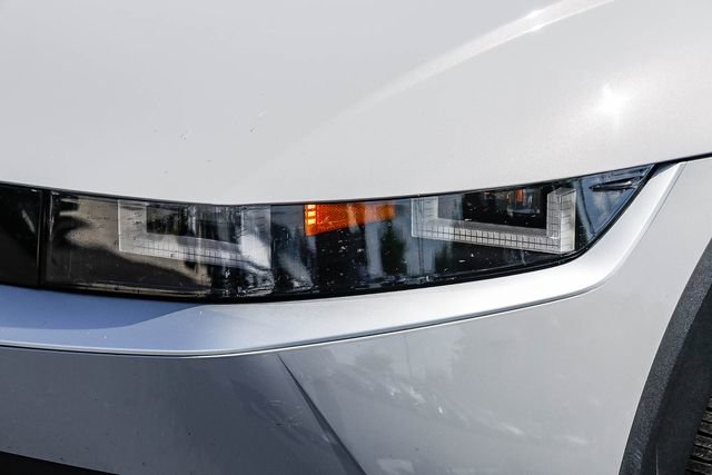 Certified 2025 Hyundai Ioniq 5 SEL RWD image 8