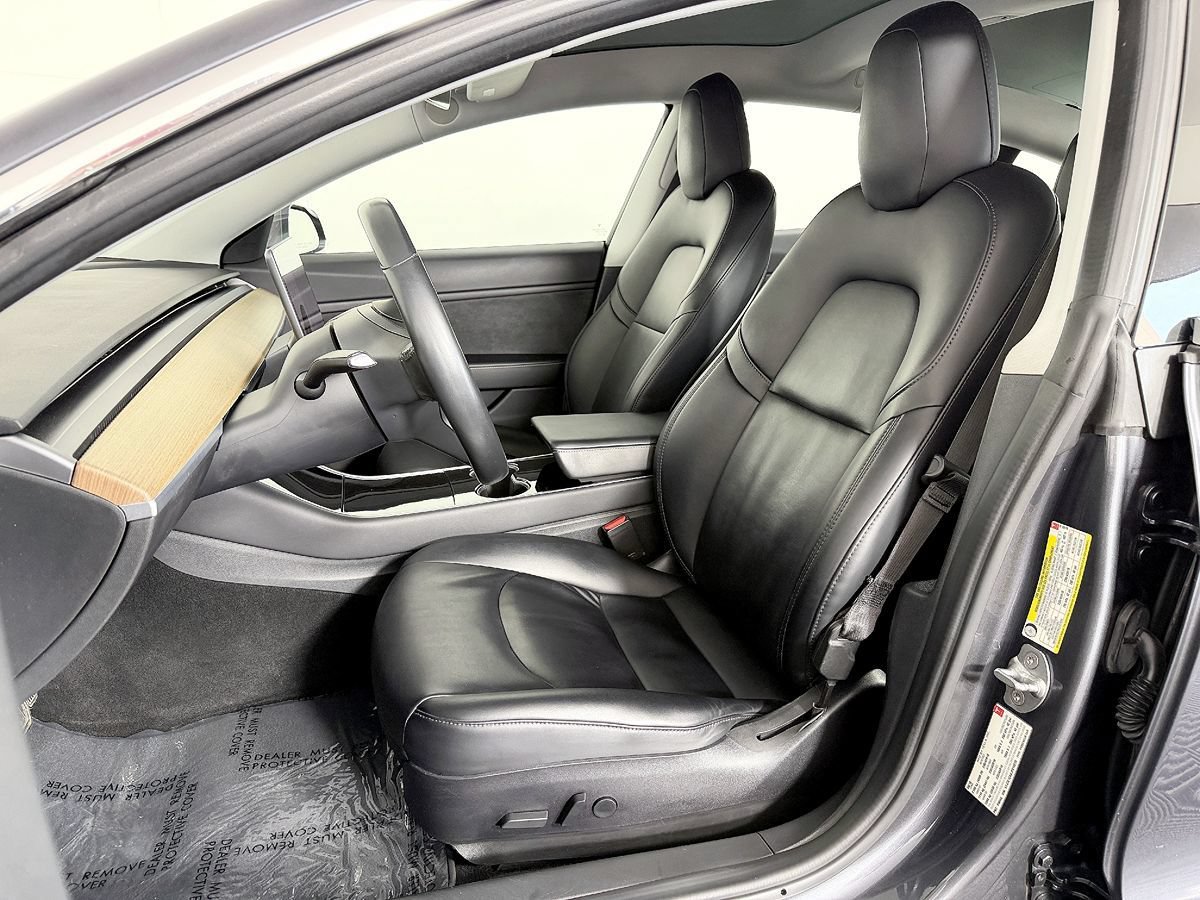 Used 2018 Tesla Model 3 Long Range RWD image 29