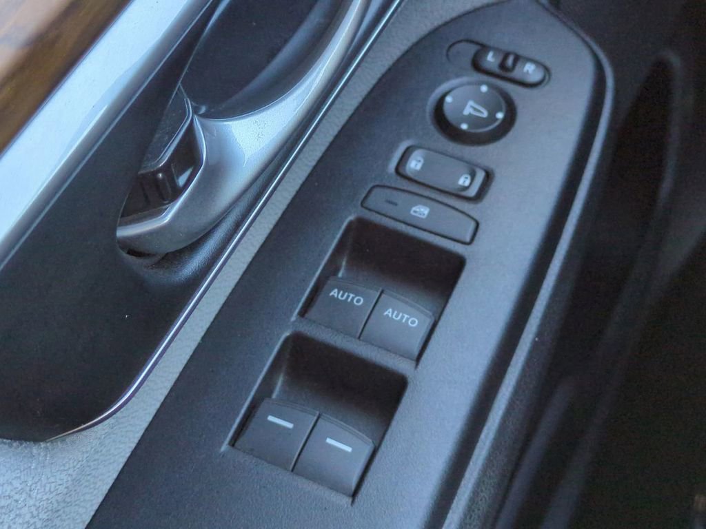 Used 2021 Honda CR-V EX image 24