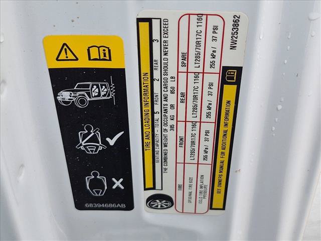Used 2022 Jeep Wrangler Unlimited Rubicon w/ Steel Bumper Group AWD/4WD image 15